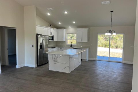 Villa ou maison à vendre à Citrus Springs, Floride: 3 chambres, 124.77 m2 № 1813611 - photo 2