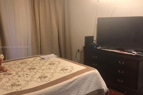 Снять в аренду кондоминиум в Коконат Крик, Флорида 1 спальня, 76.09м2, № 2082834 - фото 20