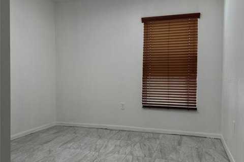Купить виллу или дом в Киссимми, Флорида 13 комнат, 181.16м2, № 2215155 - фото 23