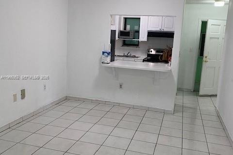 Снять в аренду кондоминиум в Майами, Флорида 2 спальни, 64.1м2, № 2033252 - фото 12