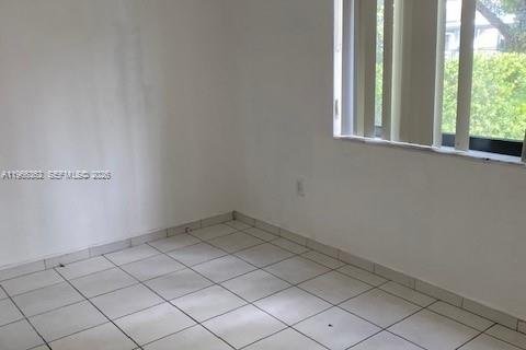 Снять в аренду кондоминиум в Майами, Флорида 2 спальни, 64.1м2, № 2033252 - фото 6