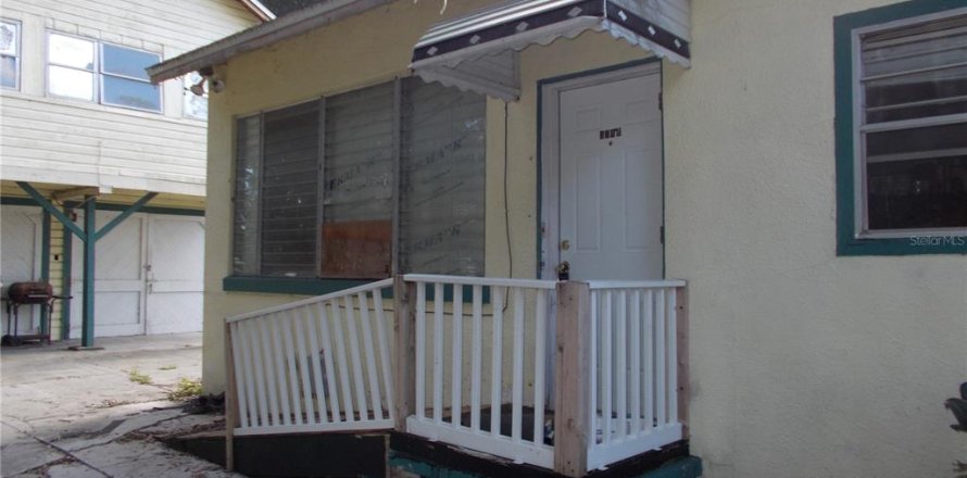 Apartment in Winter Haven, Florida 1 bedroom, 127.83 sq.m. № 2394158