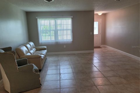 Casa en alquiler en Rotonda, Florida, 2 dormitorios, 133.59 m2 № 1914665 - foto 3