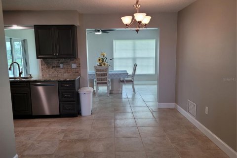 Casa en alquiler en Rotonda, Florida, 2 dormitorios, 133.59 m2 № 1914665 - foto 5