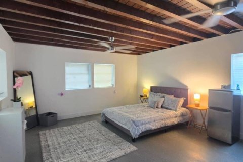 Villa ou maison à vendre à North Miami, Floride: 2 chambres, 138.61 m2 № 2439208 - photo 12