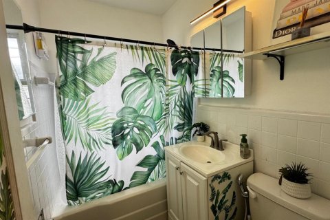 Villa ou maison à vendre à North Miami, Floride: 2 chambres, 138.61 m2 № 2439208 - photo 8