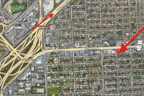 Immobilier commercial à vendre à Miami, Floride: 543.48 m2 № 2059982 - photo 3