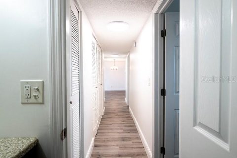 Copropriété à louer à South Pasadena, Floride: 3 chambres, 118.45 m2 № 2308295 - photo 27