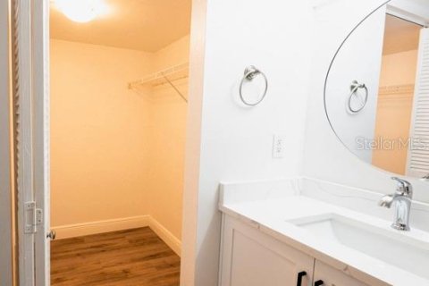 Copropriété à louer à South Pasadena, Floride: 3 chambres, 118.45 m2 № 2308295 - photo 16