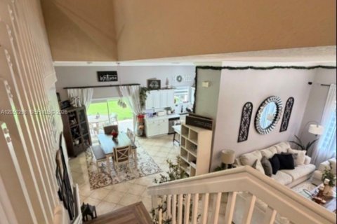 House in Homestead, Florida 4 bedrooms, 260.13 sq.m. № 2185532 - photo 5