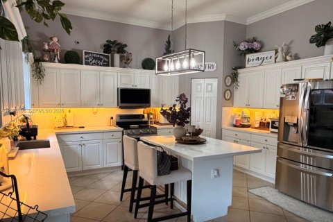 House in Homestead, Florida 4 bedrooms, 260.13 sq.m. № 2185532 - photo 20