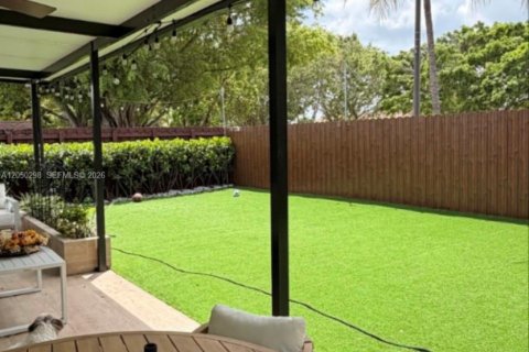 House in Homestead, Florida 4 bedrooms, 260.13 sq.m. № 2185532 - photo 24