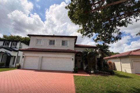 House in Homestead, Florida 4 bedrooms, 260.13 sq.m. № 2185532