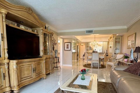 Condo in Boca Raton, Florida, 2 bedrooms  № 2253556 - photo 2