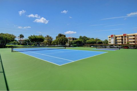 Condo in Boca Raton, Florida, 2 bedrooms  № 2253556 - photo 19