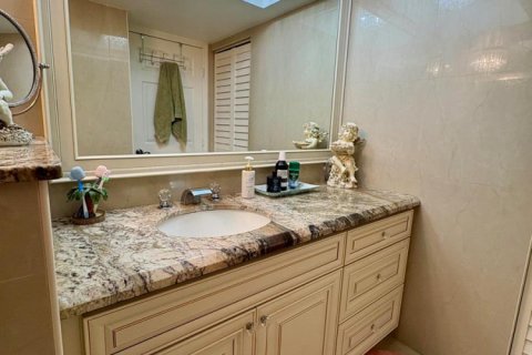 Condo in Boca Raton, Florida, 2 bedrooms  № 2253556 - photo 8