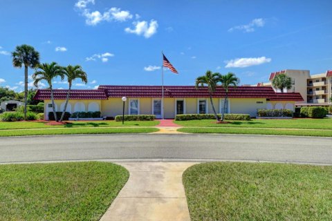 Condo in Boca Raton, Florida, 2 bedrooms  № 2253556 - photo 14