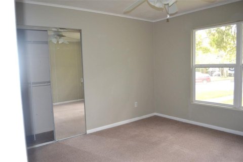 House in Gainesville, Florida 5 bedrooms, 258.92 sq.m. № 1828139 - photo 23