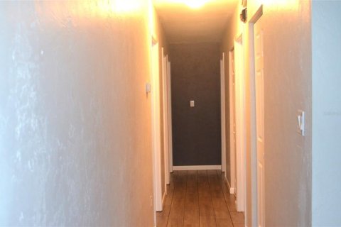 House in Gainesville, Florida 5 bedrooms, 258.92 sq.m. № 1828139 - photo 28