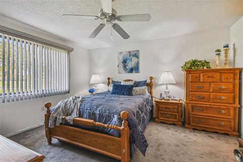 Condo in Bradenton, Florida, 2 bedrooms  № 1844895 - photo 21