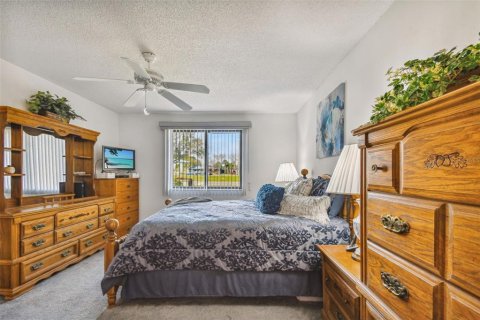 Condo in Bradenton, Florida, 2 bedrooms  № 1844895 - photo 22