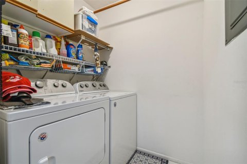 Condo in Bradenton, Florida, 2 bedrooms  № 1844895 - photo 16