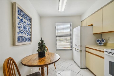 Condo in Bradenton, Florida, 2 bedrooms  № 1844895 - photo 28