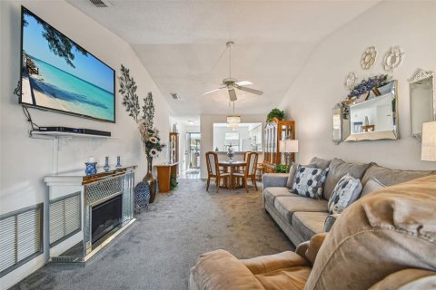 Condo in Bradenton, Florida, 2 bedrooms  № 1844895 - photo 12