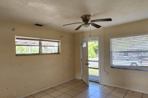 Casa en venta en Casselberry, Florida, 2 dormitorios, 60.39 m2 № 2145499 - foto 6