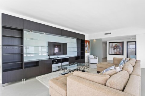 Condominio en venta en Bay Harbor Islands, Florida, 2 dormitorios, 164.44 m2 № 2055146 - foto 7