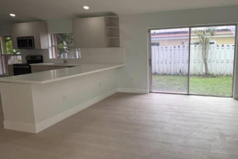 Villa ou maison à vendre à Fort Lauderdale, Floride: 3 chambres, 132.94 m2 № 2086473 - photo 6