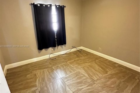 Appartement à louer à Pompano Beach, Floride: 2 chambres, 74.32 m2 № 1991612 - photo 6