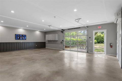 Propiedad comercial en alquiler en Gainesville, Florida, 97.36 m2 № 1688074 - foto 5