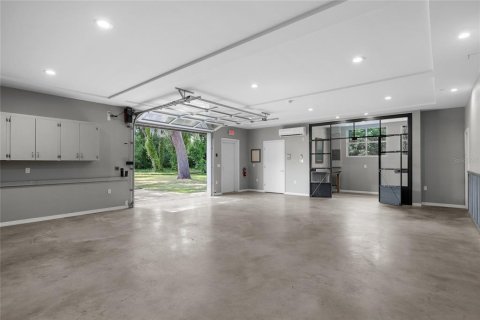 Propiedad comercial en alquiler en Gainesville, Florida, 97.36 m2 № 1688074 - foto 7