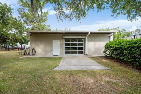 Propiedad comercial en alquiler en Gainesville, Florida, 97.36 m2 № 1688074 - foto 19