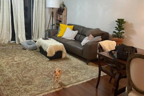 Copropriété à louer à Doral, Floride: 3 chambres, 109.35 m2 № 2008191 - photo 22