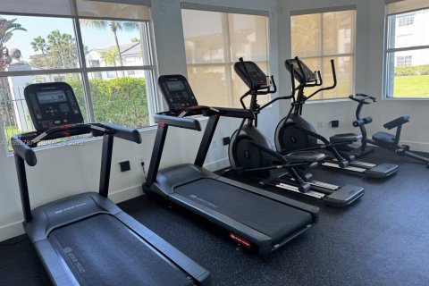 Copropriété à louer à Doral, Floride: 3 chambres, 109.35 m2 № 2008191 - photo 9