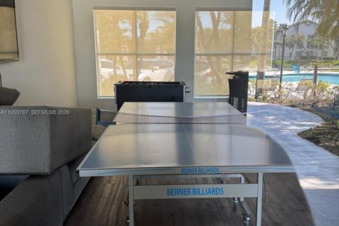 Copropriété à louer à Doral, Floride: 3 chambres, 109.35 m2 № 2008191 - photo 12