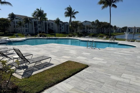 Copropriété à louer à Doral, Floride: 3 chambres, 109.35 m2 № 2008191 - photo 13