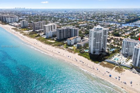 Condominio en venta en Lauderdale-by-the-Sea, Florida, 1 dormitorio, 103.68 m2 № 2057367 - foto 4