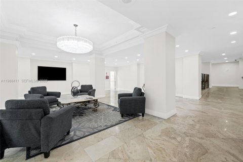 Condominio en venta en Lauderdale-by-the-Sea, Florida, 1 dormitorio, 103.68 m2 № 2057367 - foto 30