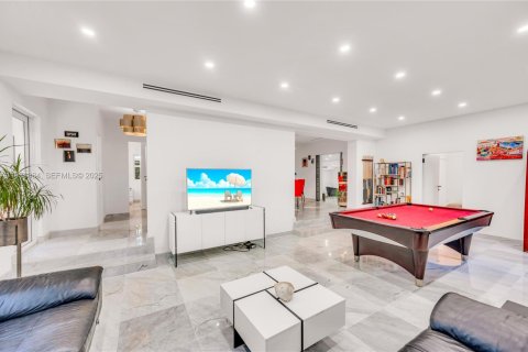 Купить виллу или дом в Майами-Бич, Флорида 4 спальни, 317.54м2, № 1991491 - фото 14