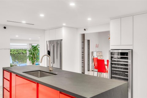 Купить виллу или дом в Майами-Бич, Флорида 4 спальни, 317.54м2, № 1991491 - фото 23