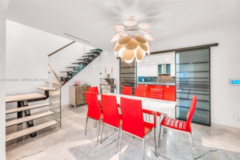 Купить виллу или дом в Майами-Бич, Флорида 4 спальни, 317.54м2, № 1991491 - фото 19