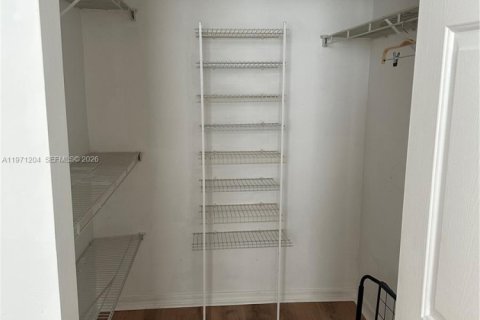 Copropriété à louer à Fort Lauderdale, Floride: 1 chambre, 70.23 m2 № 2032738 - photo 13