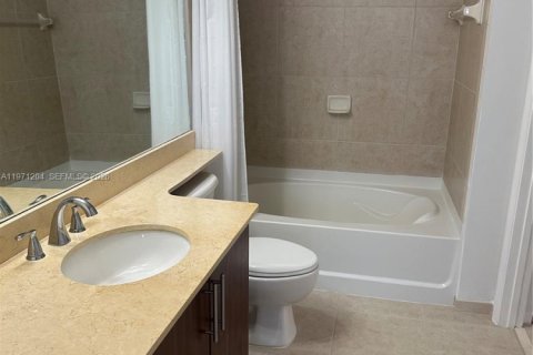 Copropriété à louer à Fort Lauderdale, Floride: 1 chambre, 70.23 m2 № 2032738 - photo 11