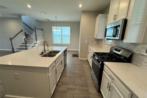 Casa en alquiler en Odessa, Florida, 4 dormitorios, 224.64 m2 № 2157162 - foto 11