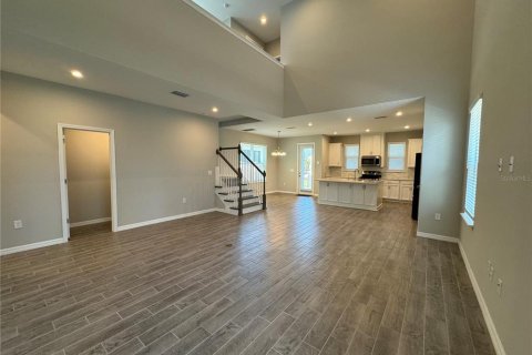 Casa en alquiler en Odessa, Florida, 4 dormitorios, 224.64 m2 № 2157162 - foto 4