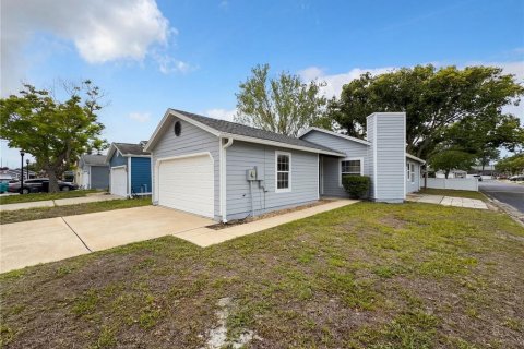 Casa en Orlando, Florida 2 dormitorios, 94.76 m2 № 2120075