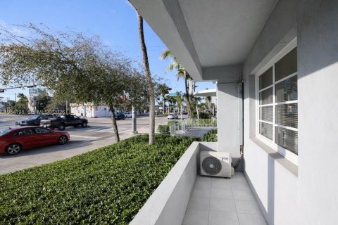 Apartment in Miami, Florida 1 bedroom № 2026654 - photo 5